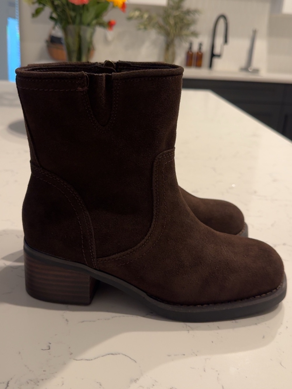 Women's BLONDO CASSIDIE Waterproof Brown Suede Ankle Boots